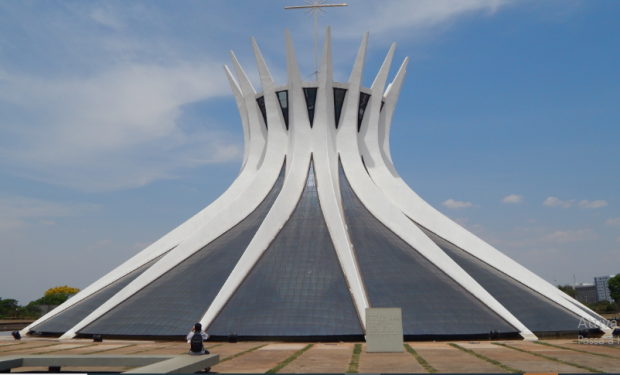 Attacco criminale alla democrazia brasiliana: la ferma condanna di tutta la Chiesa brasiliana